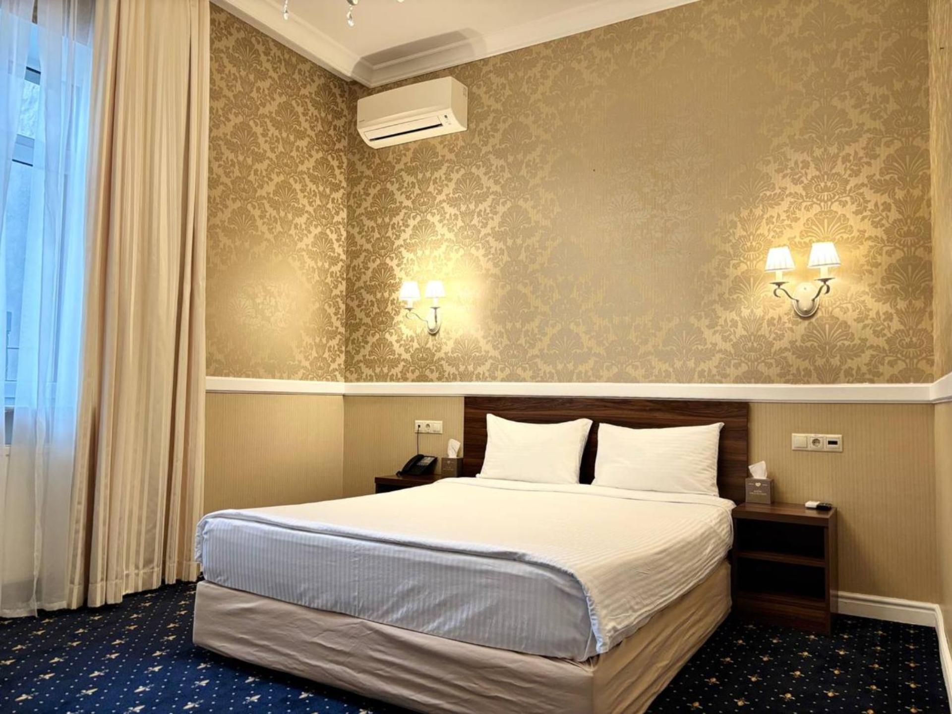 Odeska Astoria Hotell Odessa Eksteriør bilde