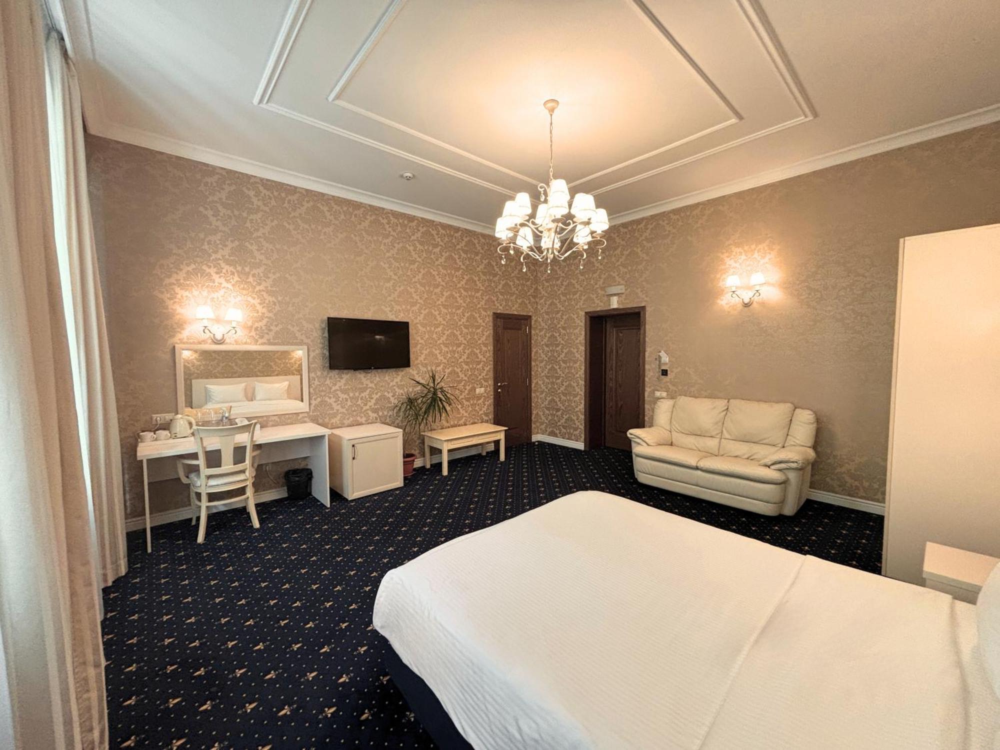 Odeska Astoria Hotell Odessa Eksteriør bilde