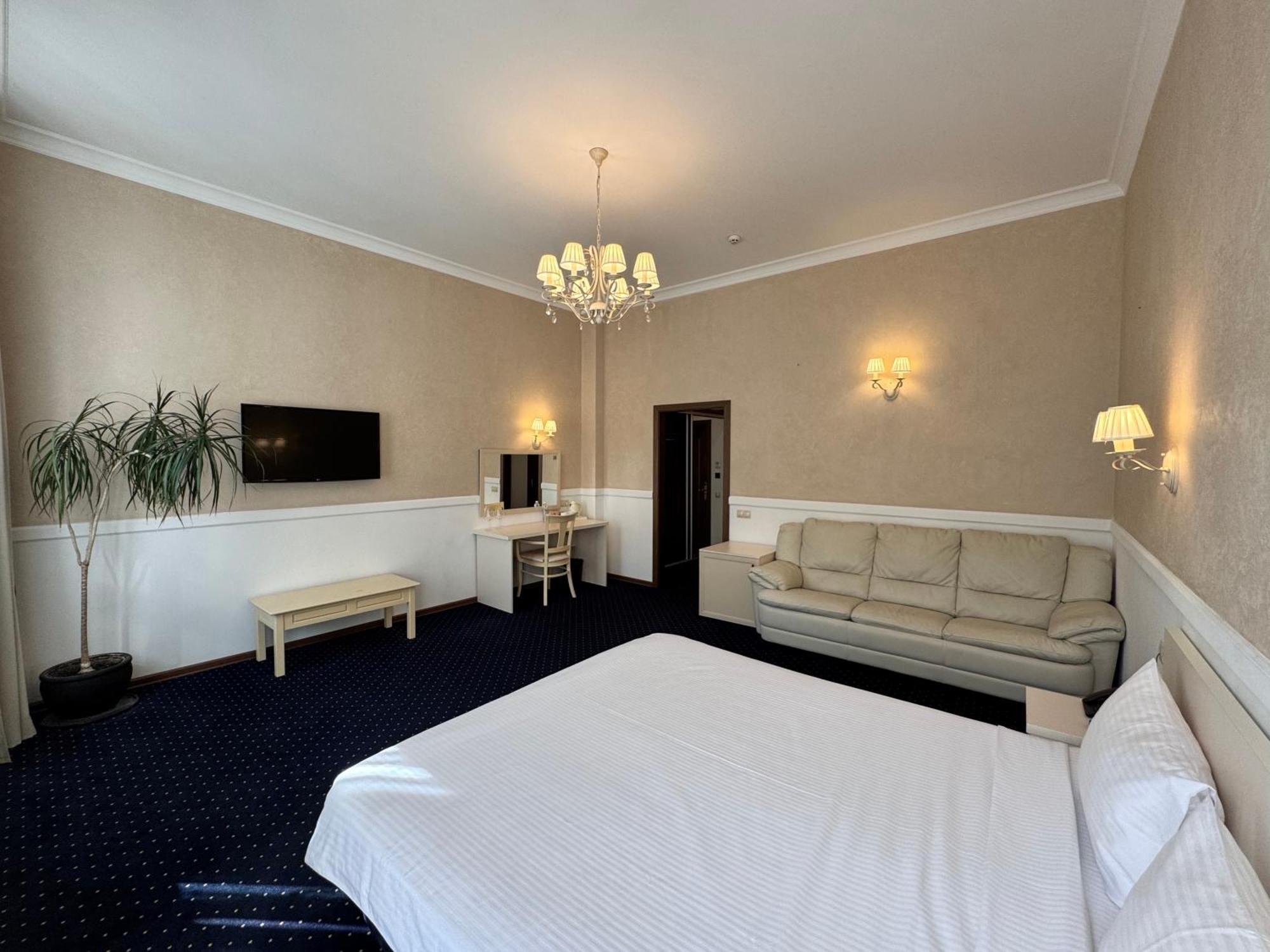 Odeska Astoria Hotell Odessa Eksteriør bilde